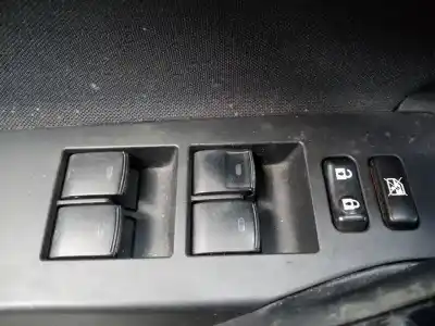 Second-hand car spare part left front power window switch for toyota auris active oem iam references 