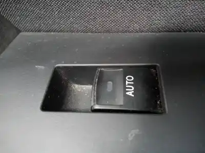 Second-hand car spare part rear right power window switch for toyota auris active oem iam references 
