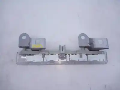 Second-hand car spare part central brake light for toyota auris (_e18_) 1.8 hybrid (zwe186_) oem iam references   