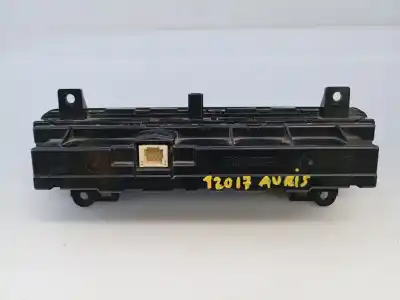 Peça sobressalente para automóvel em segunda mão comando de sofagem (chauffage / ar condicionado) por toyota auris active referências oem iam 5590002c60 e3-b2-18-1 