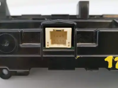Peça sobressalente para automóvel em segunda mão comando de sofagem (chauffage / ar condicionado) por toyota auris active referências oem iam 5590002c60 e3-b2-18-1 