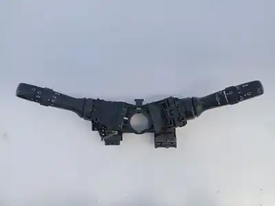 Peça sobressalente para automóvel em segunda mão comutador de piscas  por toyota auris (_e18_) 1.8 hybrid (zwe186_) referências oem iam 