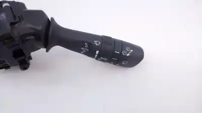 Pezzo di ricambio per auto di seconda mano comando pulito per toyota auris active riferimenti oem iam  e3-b2-18-2 