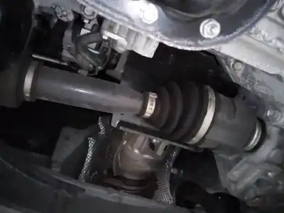 Second-hand car spare part front right transmission for toyota auris active oem iam references 