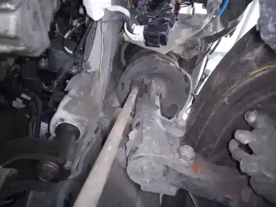 Second-hand car spare part front left shock absorber for toyota auris active oem iam references 