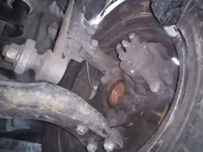 Second-hand car spare part front left knuckle for toyota auris active oem iam references 
