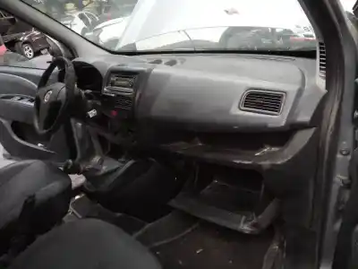 Peça sobressalente para automóvel em segunda mão tablier por fiat doblo emotion referências oem iam   