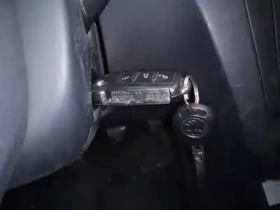 İkinci el araba yedek parçası HIRSIZLIGA KARSI CIHAZ için SKODA SPACEBACK (5H)  OEM IAM referansları   
