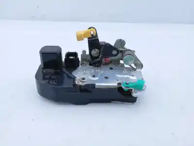 Second-hand car spare part front right door lock for chrysler 300 c touring 3.0 crd oem iam references 