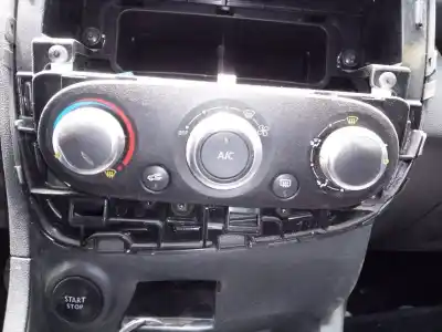 Pièce détachée automobile d'occasion Commande De Chauffage / Climatisation pour RENAULT CLIO IV Business Références OEM IAM   