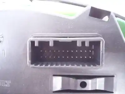 Peça sobressalente para automóvel em segunda mão quadrante por dacia sandero stepway comfort referências oem iam 248104821r e2-a1-23-7 