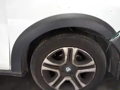 Second-hand car spare part Right Front Winglet for DACIA SANDERO Stepway Comfort OEM IAM references   