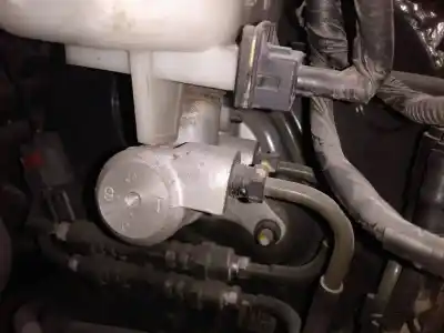 Tweedehands auto-onderdeel rempomp voor hyundai i40 tecno blue oem iam-referenties 