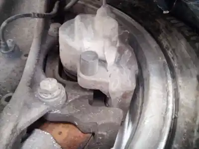 Peça sobressalente para automóvel em segunda mão pinça de travão dianteira direita por bmw serie 5 touring (f11) 520d referências oem iam 