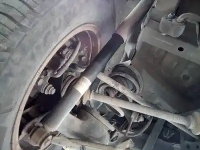 Peça sobressalente para automóvel em segunda mão Amortecedor Traseiro Esquerdo por TOYOTA RAV 4 (A2) 2.0 D-4D Executive 4X4 (2003->) Referências OEM IAM   