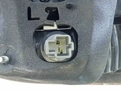 Second-hand car spare part left tailgate door light for subaru tribeca b9 limited plus oem iam references  e2-a5-60-2 