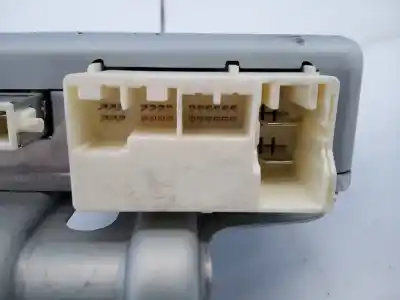 Автозапчастина б/у ебу контролер двигуна для toyota prius (nhw30) plug-in hybrid advance посилання на oem iam 8965047260 e3-b2-13-1 1129002271