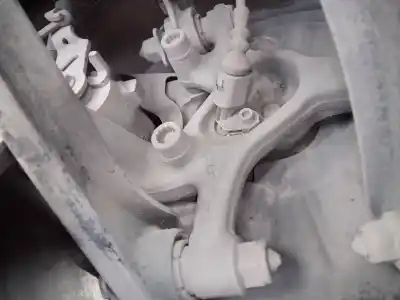 Peça sobressalente para automóvel em segunda mão manga de eixo traseira direita por audi a3 (8p) 2.0 tdi ambiente (dpf) (125kw) referências oem iam 