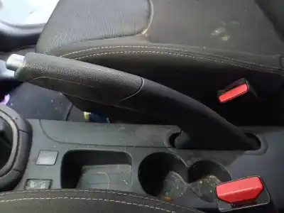 Автозапчастина б/у важіль ручного гальма для renault clio iv authentique посилання на oem iam 