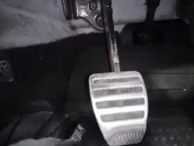 Peça sobressalente para automóvel em segunda mão pedal da embreagem por nissan qashqai (j10) 360 referências oem iam 