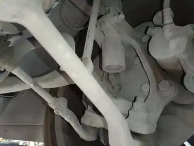 Автозапчасти б/у передняя правая кулачка за bmw serie 1 berlina (e81/e87) 116d ссылки oem iam 