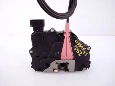 Second-hand car spare part rear left door lock for opel corsa e selective oem iam references 13431842 e2-b6-55-1 0325407955