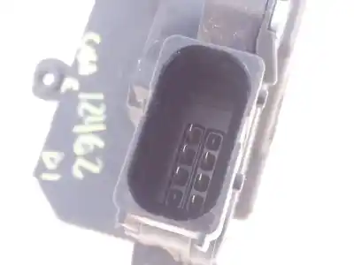 Second-hand car spare part left front door lock for opel corsa e selective oem iam references 13431841 e2-b6-65-1 0325407955