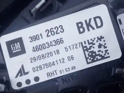 Second-hand car spare part left tailgate door light for opel corsa e selective oem iam references 39012623 e2-b6-59-1 