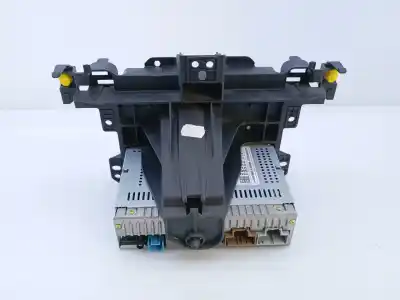 Second-hand car spare part audio system / radio cd for opel corsa e selective oem iam references  e3-a5-27-3 