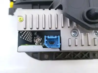 Second-hand car spare part audio system / radio cd for opel corsa e selective oem iam references  e3-a5-27-3 