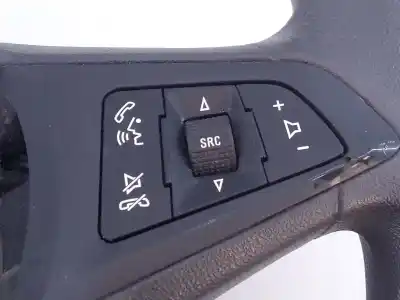 Second-hand car spare part steering wheel for opel corsa e selective oem iam references 39035987 e2-b6-58-2 