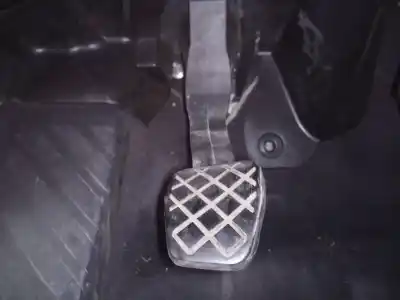 Peça sobressalente para automóvel em segunda mão pedal da embreagem por volkswagen passat variant (3g5) advance bmt referências oem iam 