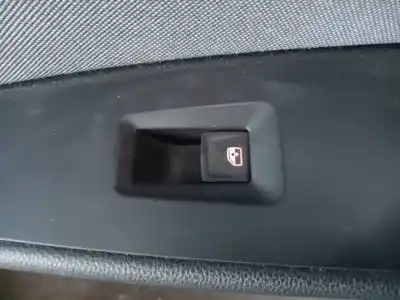 Автозапчастина б/у передній правий віконний вимикач для seat leon (5f1) style посилання на oem iam  Автозапчастина б/у передній правий віконний вимикач для seat leon (5f1) style посилання на oem iam