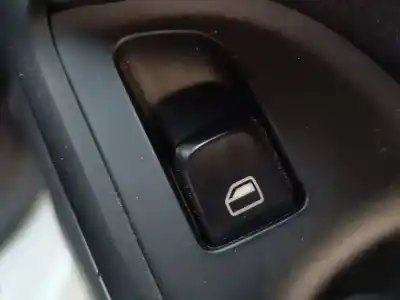Автозапчасти б/у выключатель переднего правого окна за AUDI A5 COUPE (8T) 2.0 TFSI Quattro (155kW) ссылки OEM IAM   