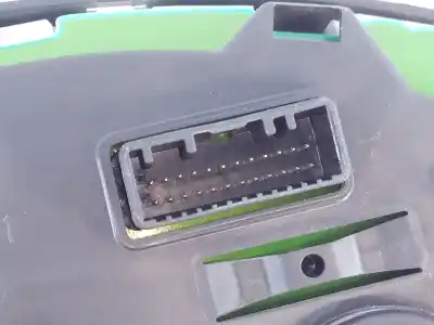 Peça sobressalente para automóvel em segunda mão quadrante por dacia sandero stepway referências oem iam 248102383r e2-a1-32-1 