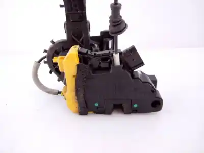 Second-hand car spare part left front door lock for kia cee´d drive oem iam references 81310a2100jac e2-b5-40-2 