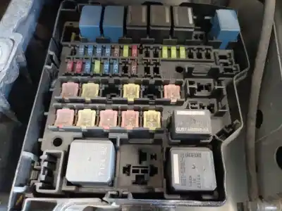 Pezzo di ricambio per auto di seconda mano scatola relè/fusibili per ford tourneo courier (c4a) titanium riferimenti oem iam 