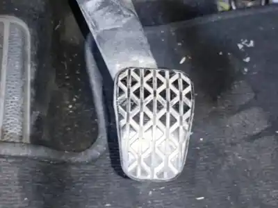 Pezzo di ricambio per auto di seconda mano pedale della frizione per ford tourneo courier (c4a) titanium riferimenti oem iam 