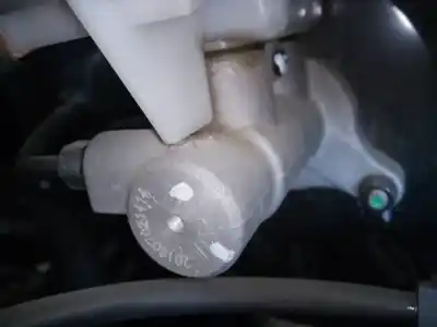 Pezzo di ricambio per auto di seconda mano pompa freni per hyundai i30 fastback tecno riferimenti oem iam 