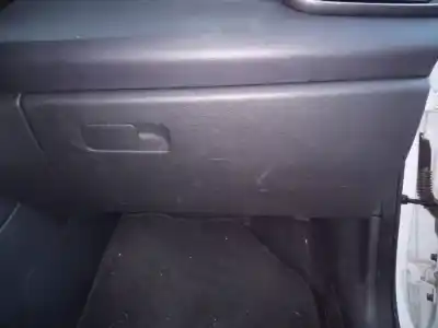 Pezzo di ricambio per auto di seconda mano scatola di guanti per hyundai i30 fastback tecno riferimenti oem iam 