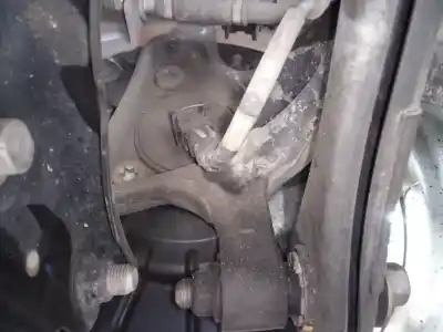 Pezzo di ricambio per auto di seconda mano snodo posteriore sinistro per hyundai i30 fastback tecno riferimenti oem iam 