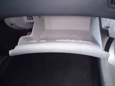 Peça sobressalente para automóvel em segunda mão porta luvas por kia cee´d active referências oem iam   