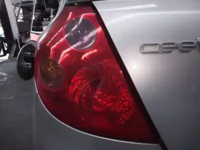 Second-hand car spare part left tailgate light for kia cee´d active oem iam references   