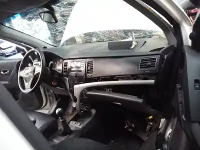 Автозапчасти б/у панель приборов за ssangyong korando crystal 4x2 ссылки oem iam 
