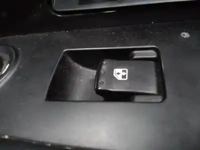 Автозапчасти б/у управление задними правыми стеклами за SSANGYONG REXTON W Limited 4WD ссылки OEM IAM   