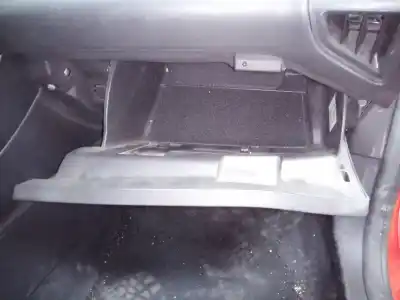 Second-hand car spare part glove compartment for ford focus turn. titanium oem iam references   