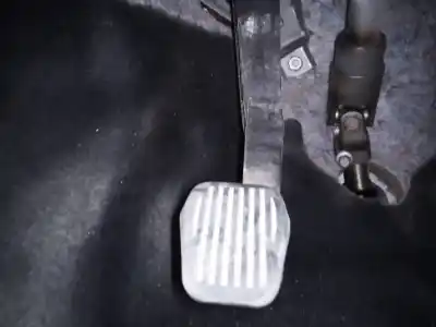 Recambio de automóvil de segunda mano de PEDAL EMBRAGUE para FORD FOCUS LIM. (CB8)  referencias OEM IAM   