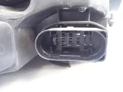 Second-hand car spare part left headlight for ford focus lim. (cb8) edition oem iam references  e2-b3-28-1 20c570l