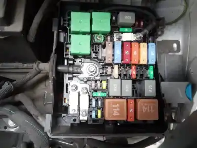 İkinci el araba yedek parçası RÖLE/SIGORTA KUTUSU için TOYOTA PROACE  OEM IAM referansları   