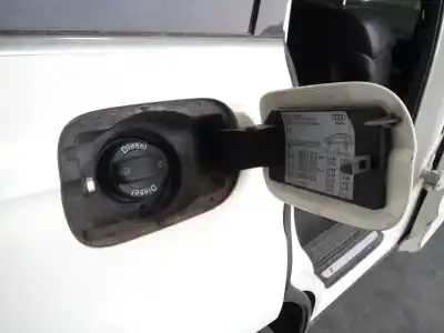 Автозапчасти б/у наружная крышка топлива за audi q7 (4l) 4.2 v8 32v tdi biturbo 326 cv / 240 kw ссылки oem iam   